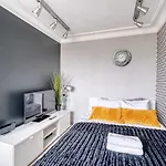 Little Apartment Warsaw