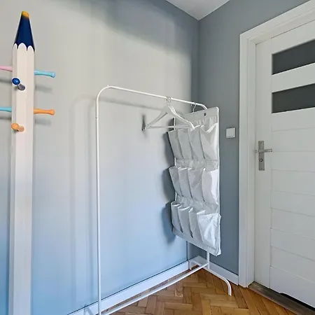 Little * Varšava