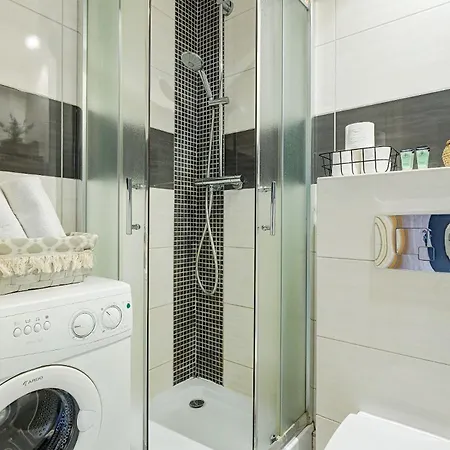 Little Apartment Warsaw