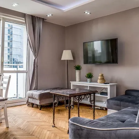 Little Apartment Warsaw
