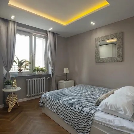Little Apartment *
